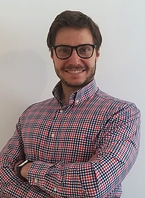 Dr. Navarro Ferronato                                                                                          (Italy)